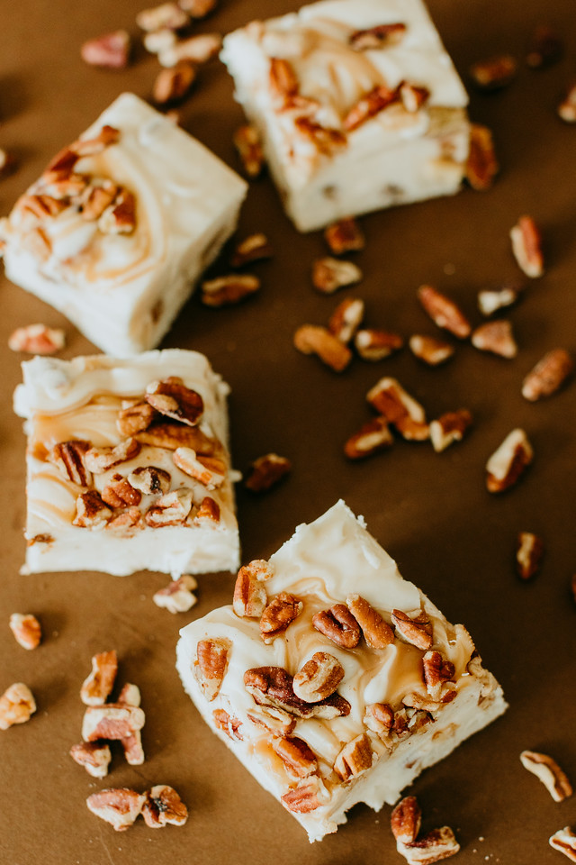 chewy praline fudge with nuts and caramel in it