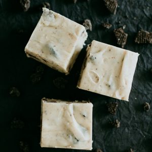 cookies and cream flavored fudge